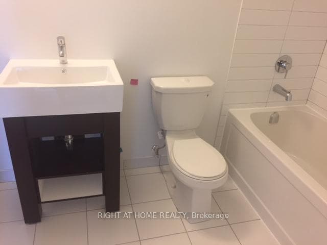 840 Queens Plate Drive Unit 406 photo 9