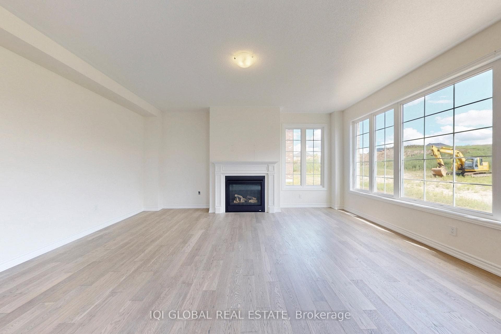 65 Golden Meadows Drive Unit 76 photo 6