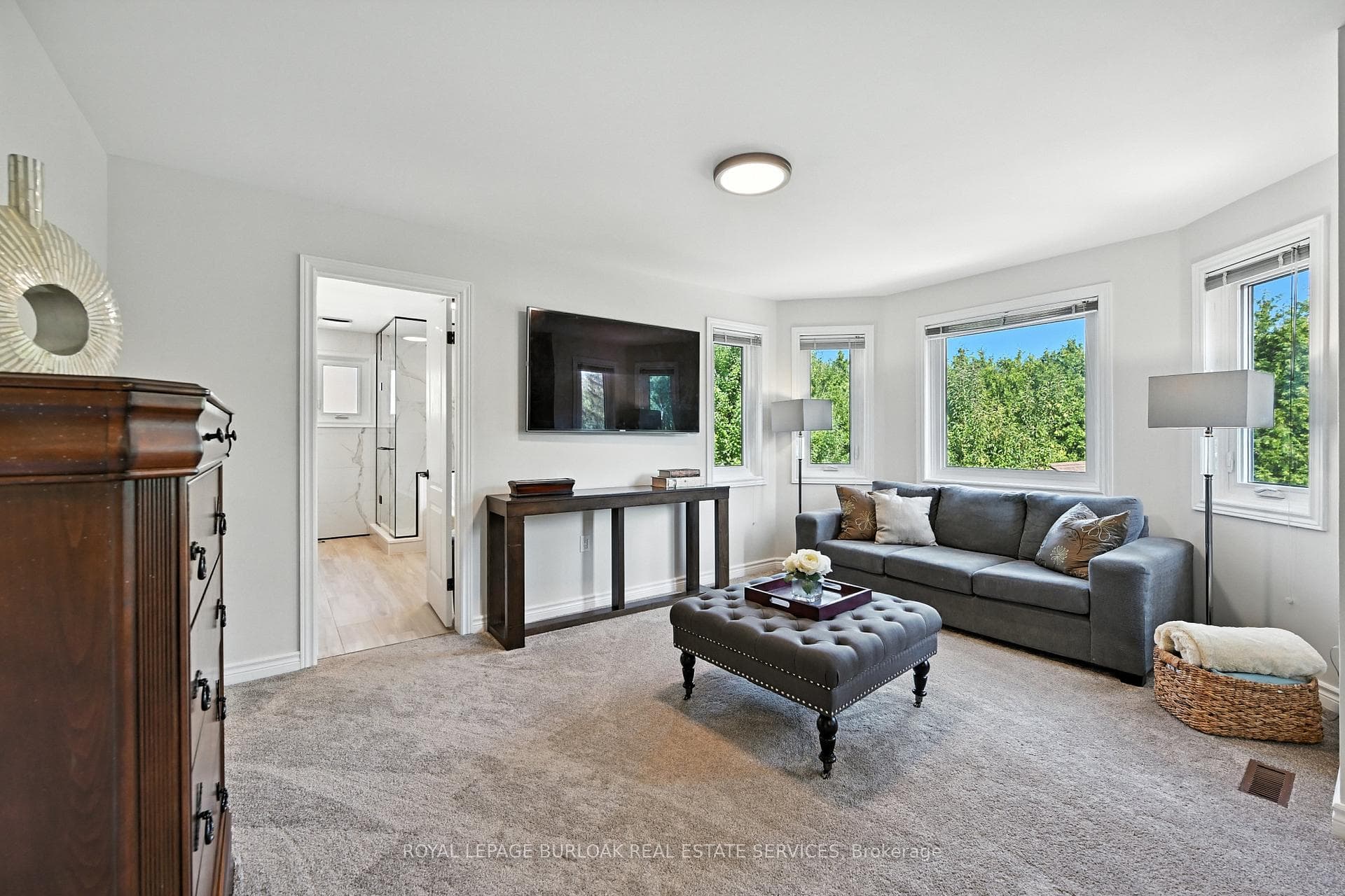 Primary Bedroom sitting area