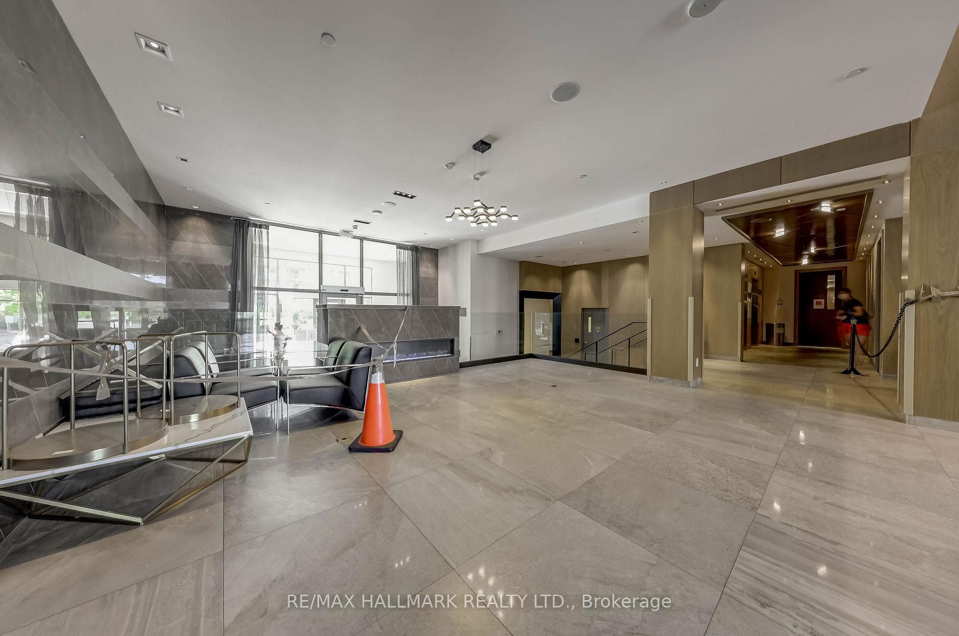28 Uptown Drive Unit 330 photo 29