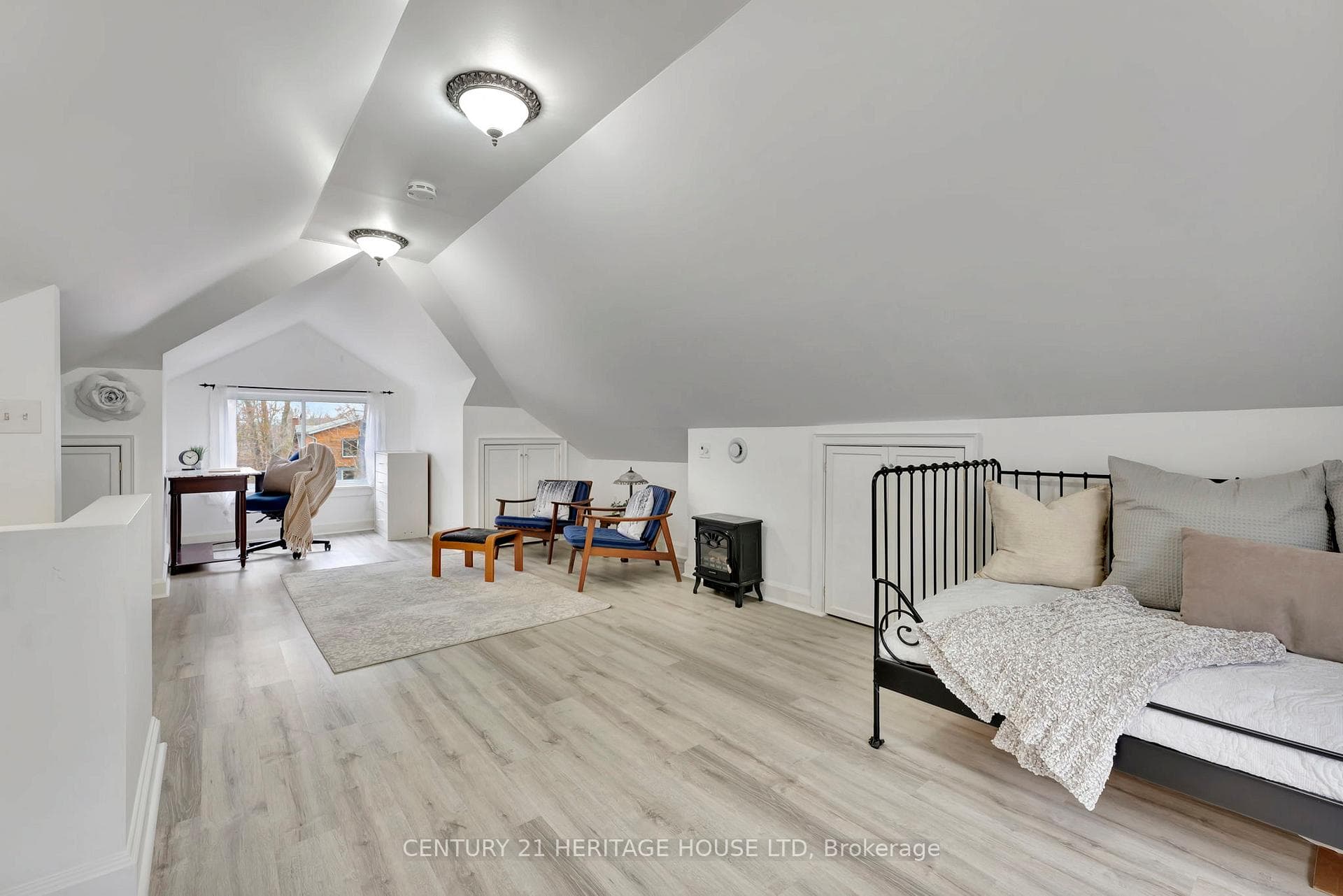 83 Park Avenue photo 21