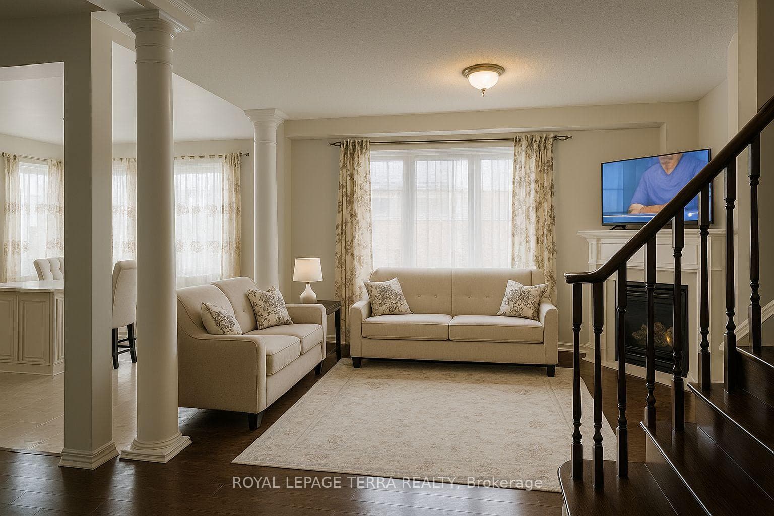 574 Vellore Woods Boulevard photo 3