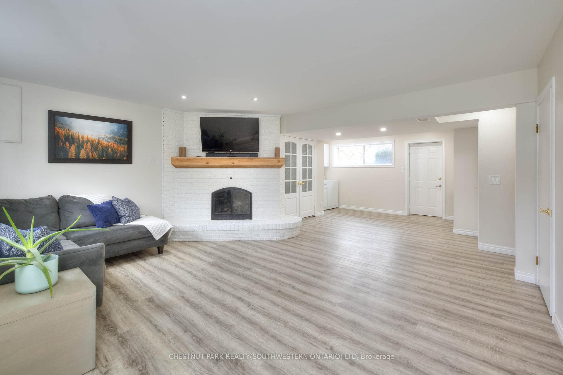 482 Franklin Street photo 31