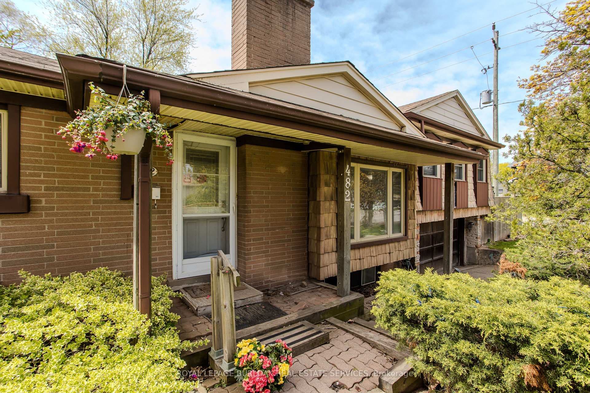 482 Sherin Drive photo 2