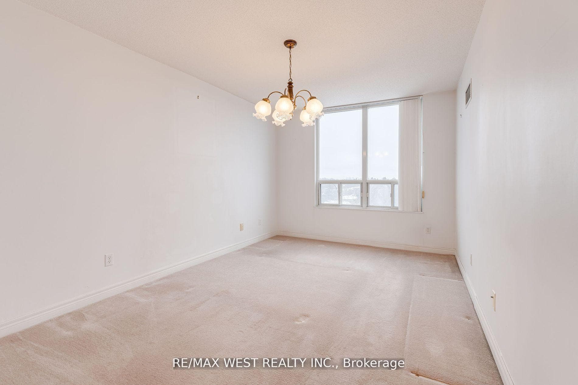 28 Empress Avenue Unit 1011 photo 13