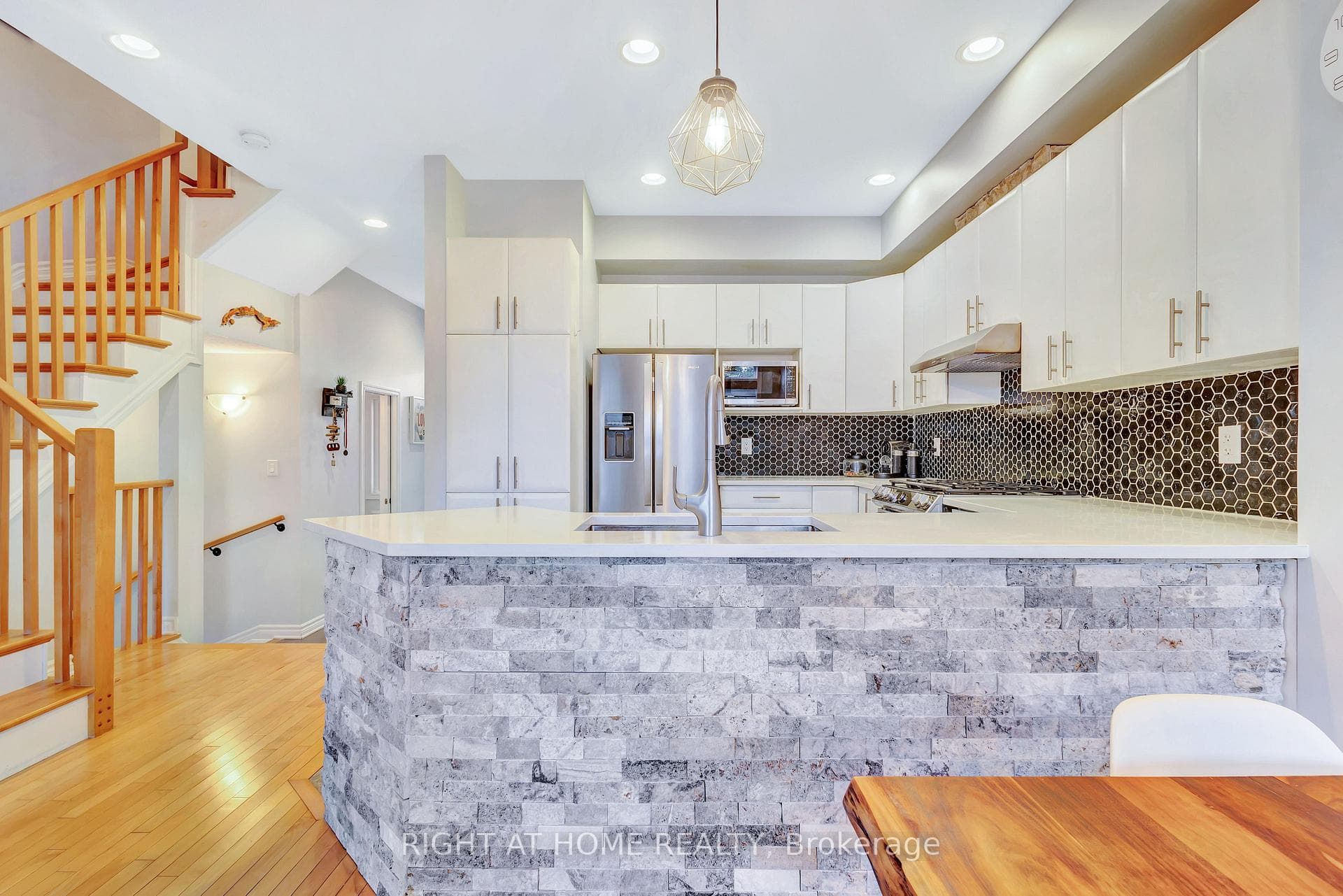 Modern Upgraded Kitchen