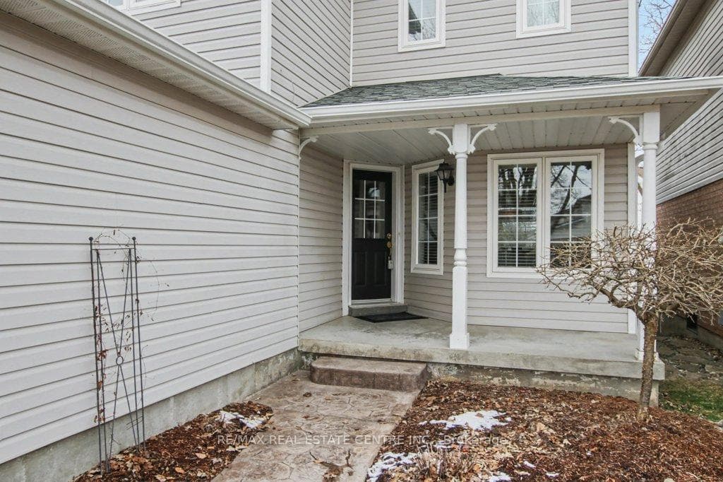80 Wheatland Drive photo 4