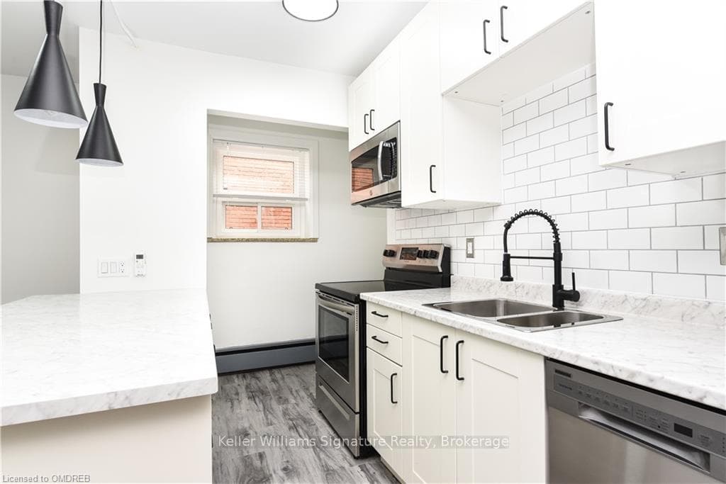 122 VICTORIA Avenue Unit 2 photo 8