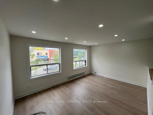 1071 Danforth Avenue Unit Unit A photo 13
