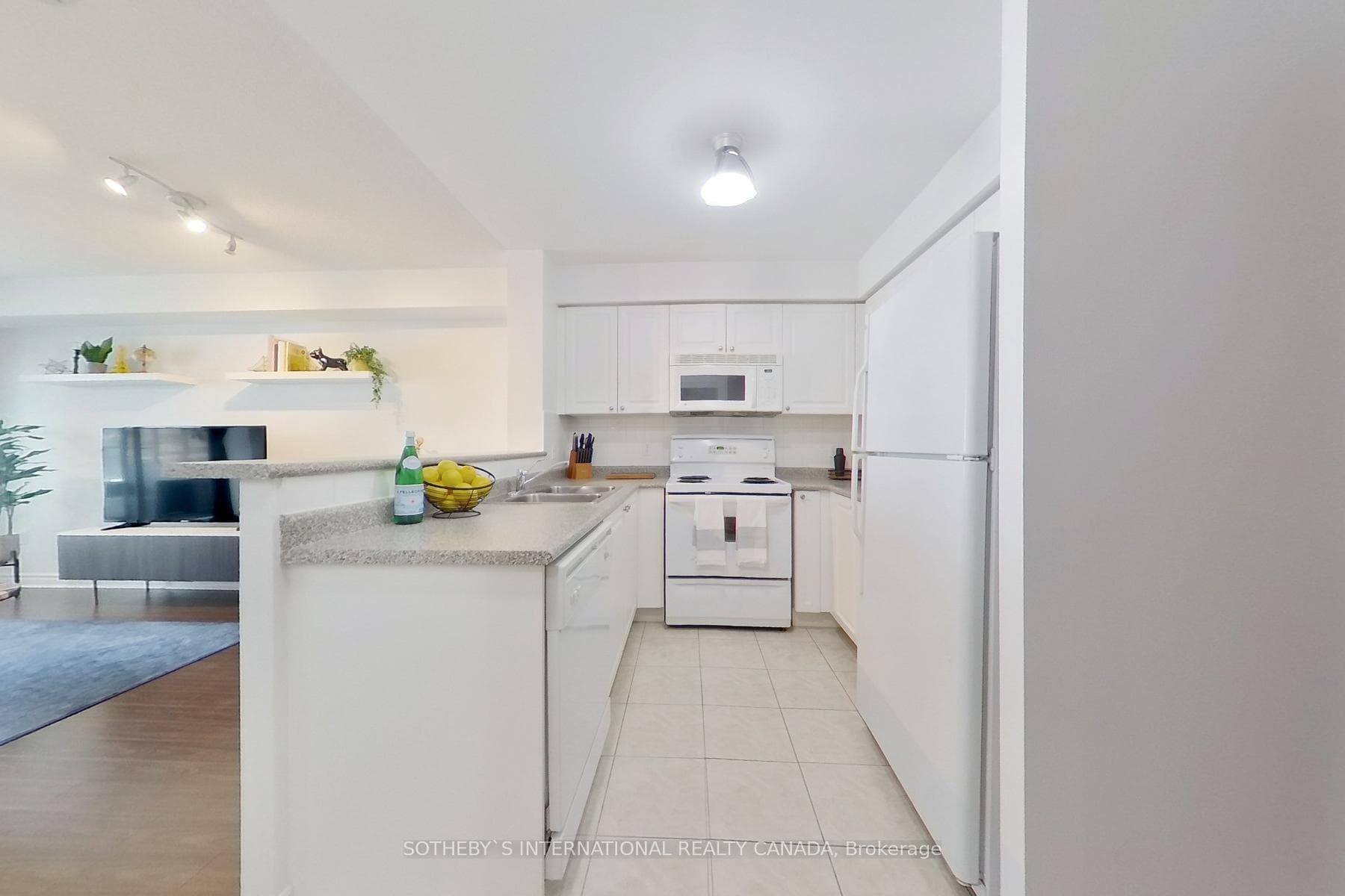 11 Michael Power Place Unit 701 photo 10