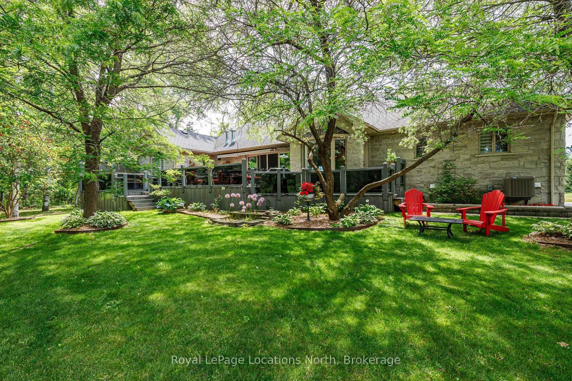 44 Blackburn Avenue photo 38
