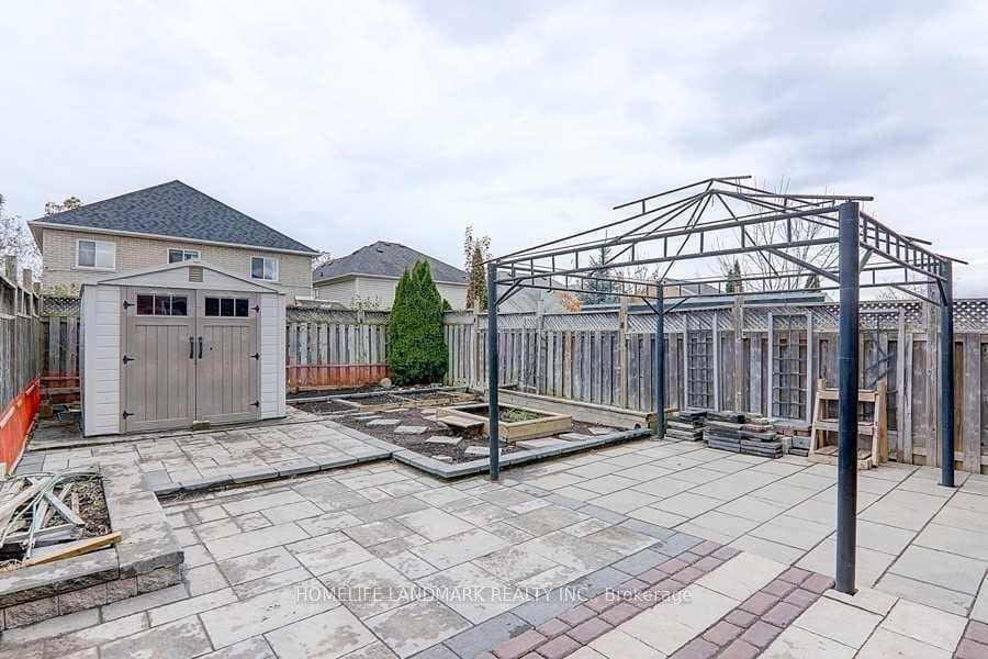 33 Brownridge Place photo 15