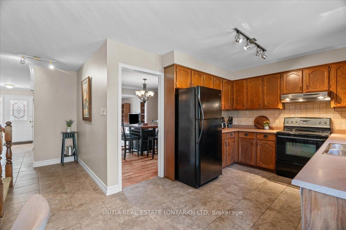 75 Westridge Place photo 13