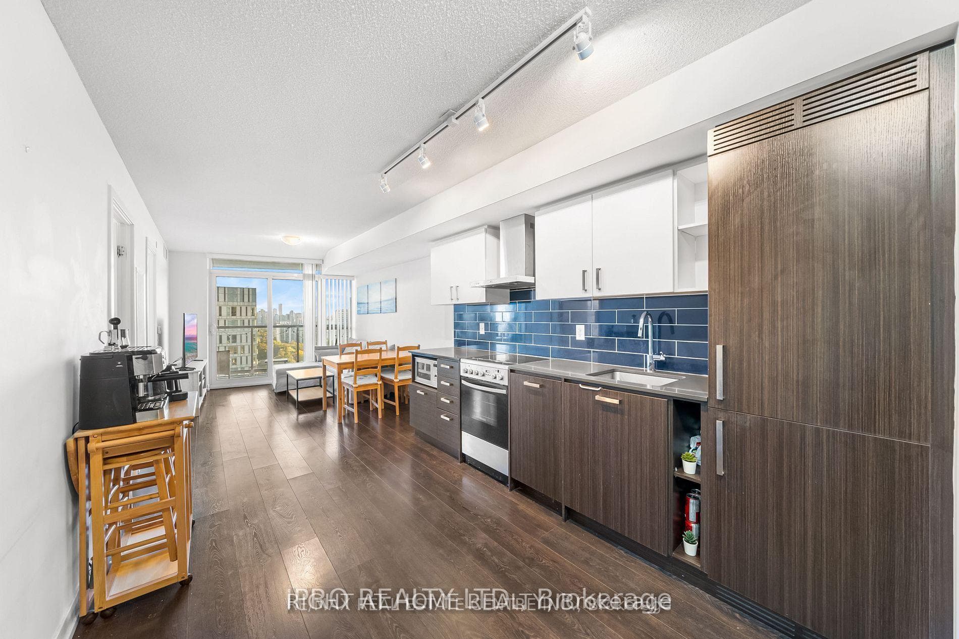 125 Redpath Avenue Unit 2409 photo 9