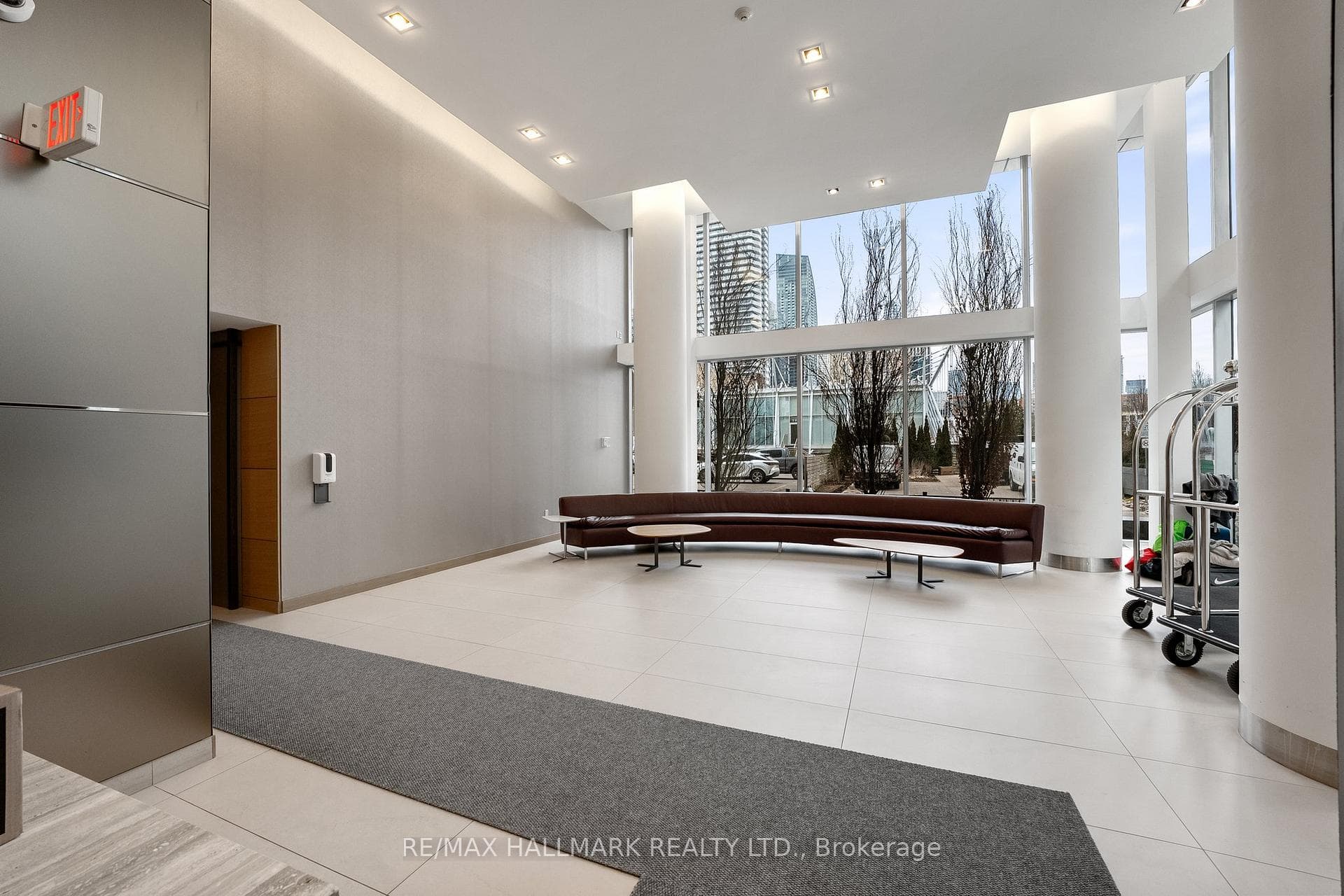39 Queens Quay Unit 1301 photo 30