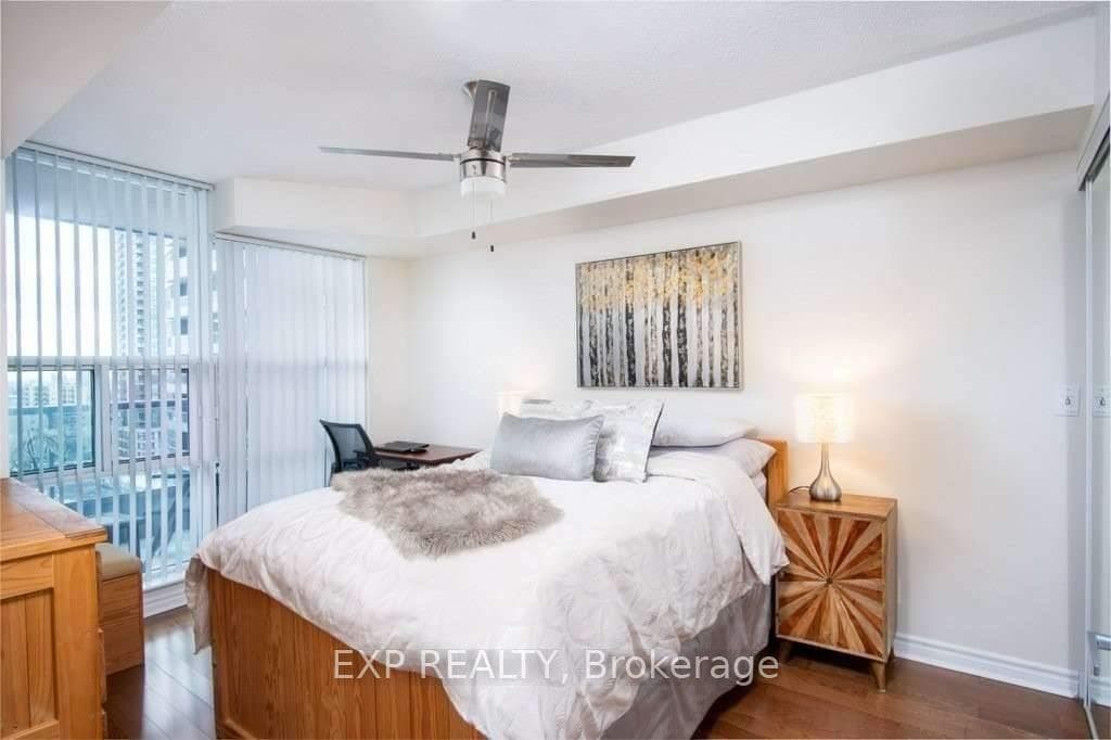 1 Elm Drive Unit 1203 photo 5