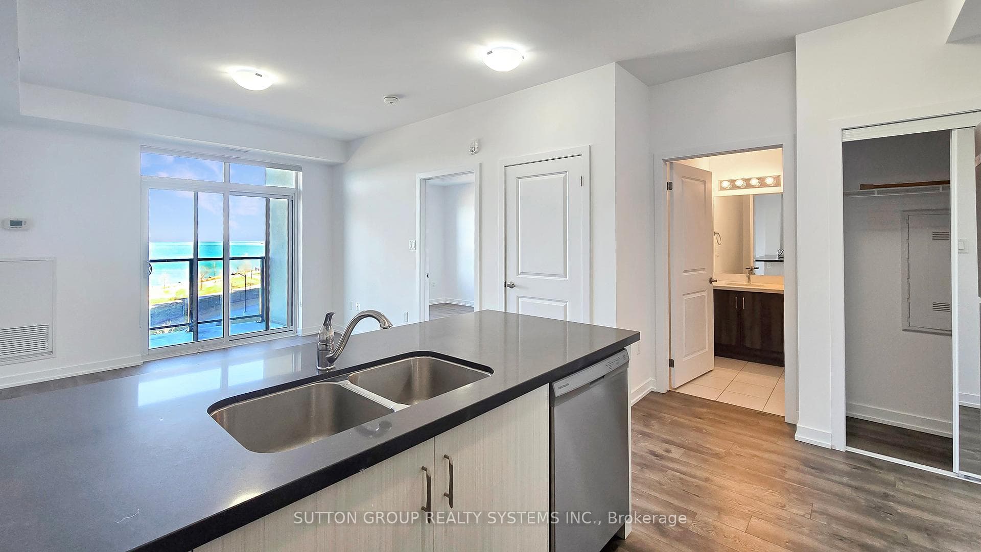 101 Shoreview Place Unit 437 photo 8