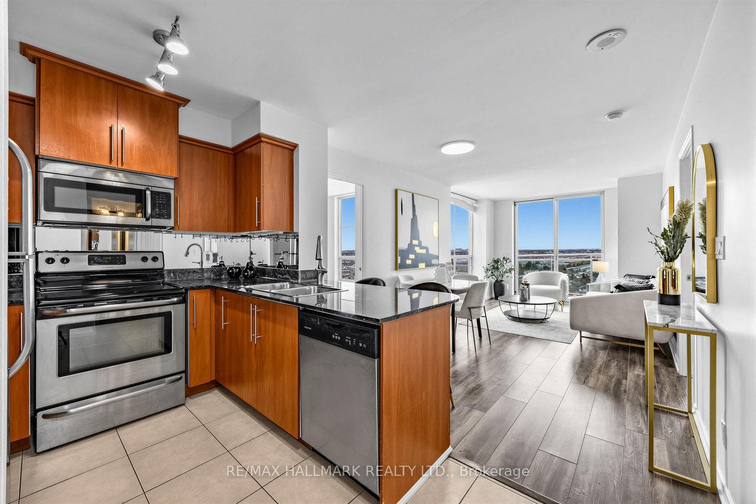 6 Rosebank Drive Unit PH M photo 11