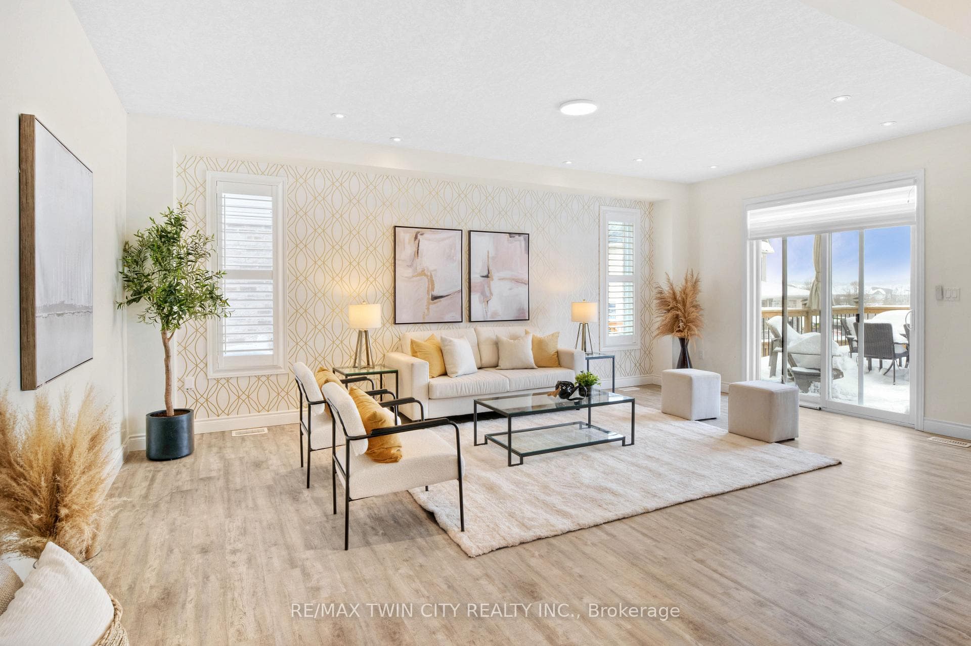 144 Cinnamon Fern Street photo 13