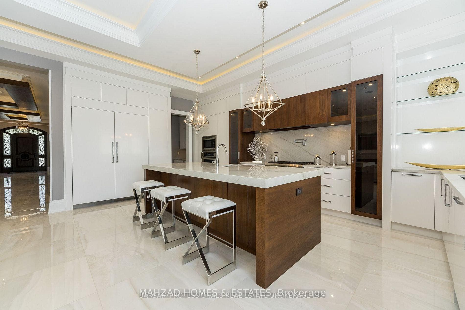 107 Yonghurst Road photo 22
