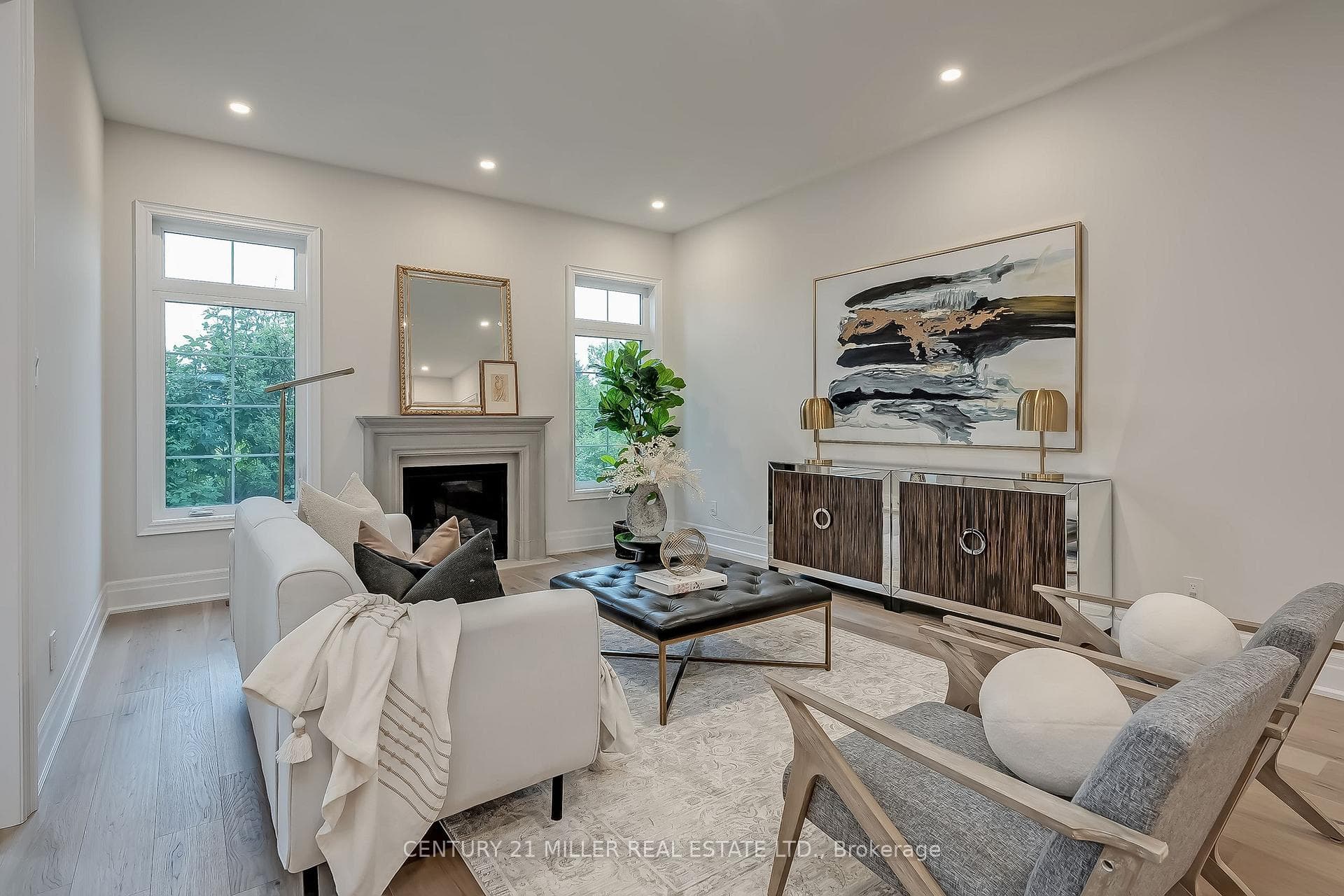 2356 Charles Cornwall Avenue photo 17
