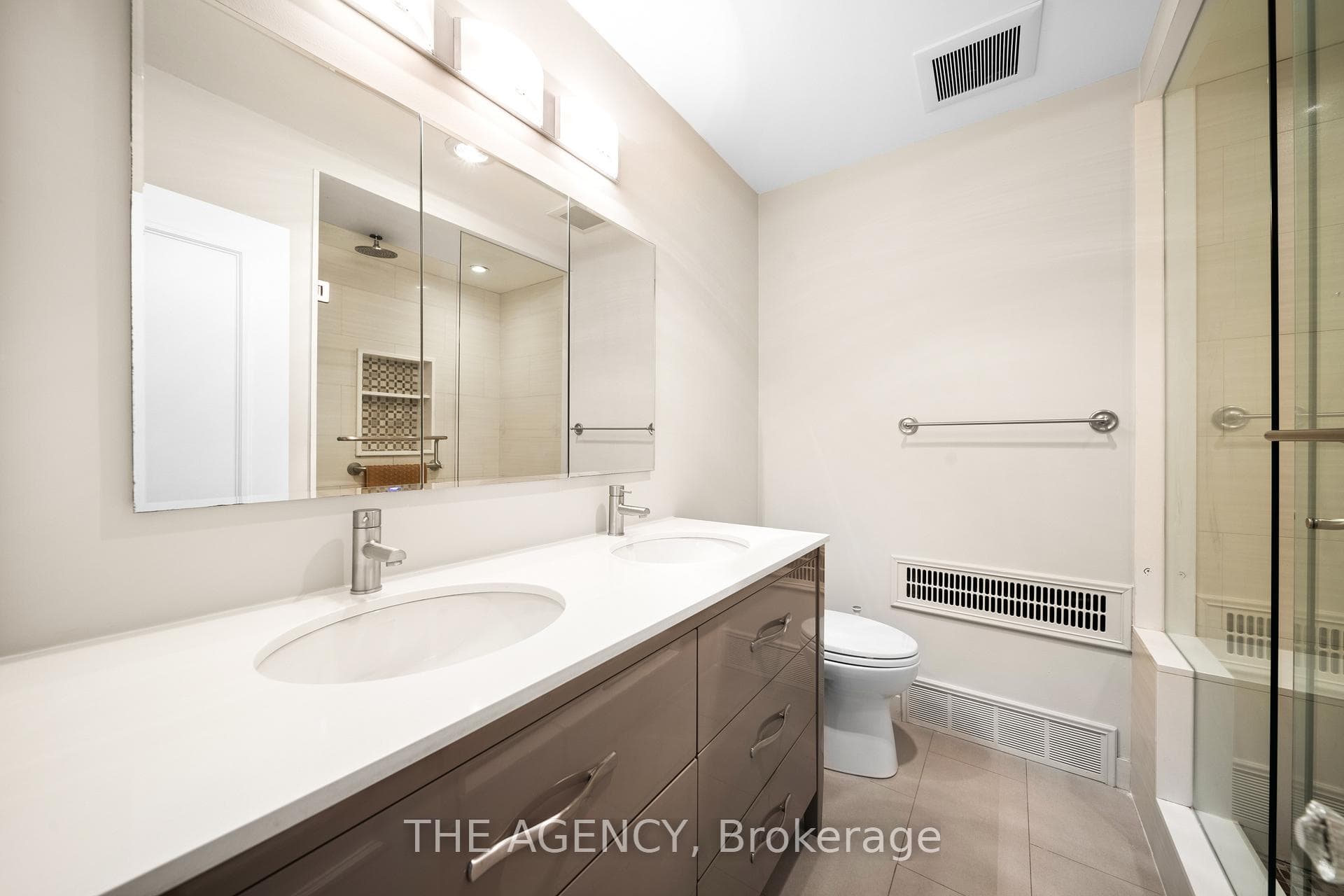 44 Elderwood Drive photo 18