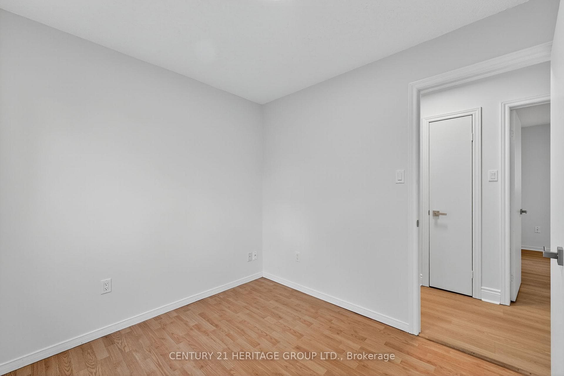 1087 County Rd 42 N/A photo 24
