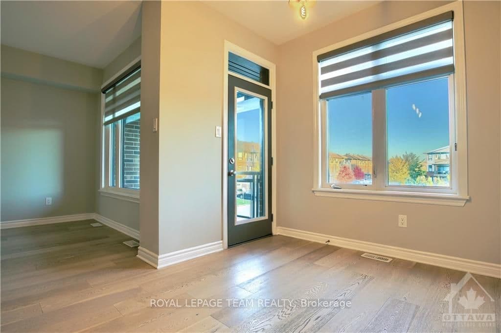 220 LEATHER LEAF Terrace photo 11