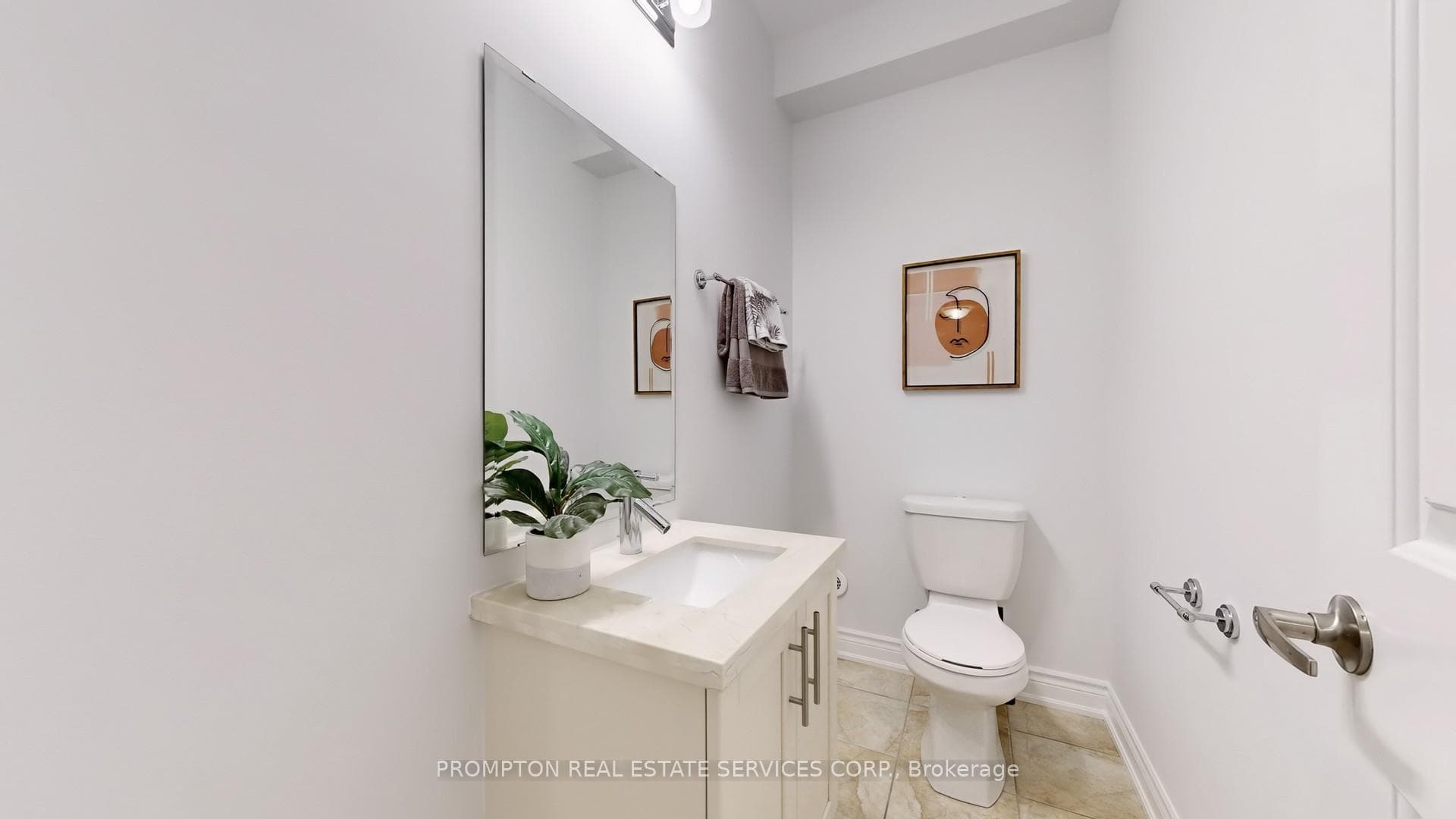 30 Hargrave Lane Unit 5 photo 15