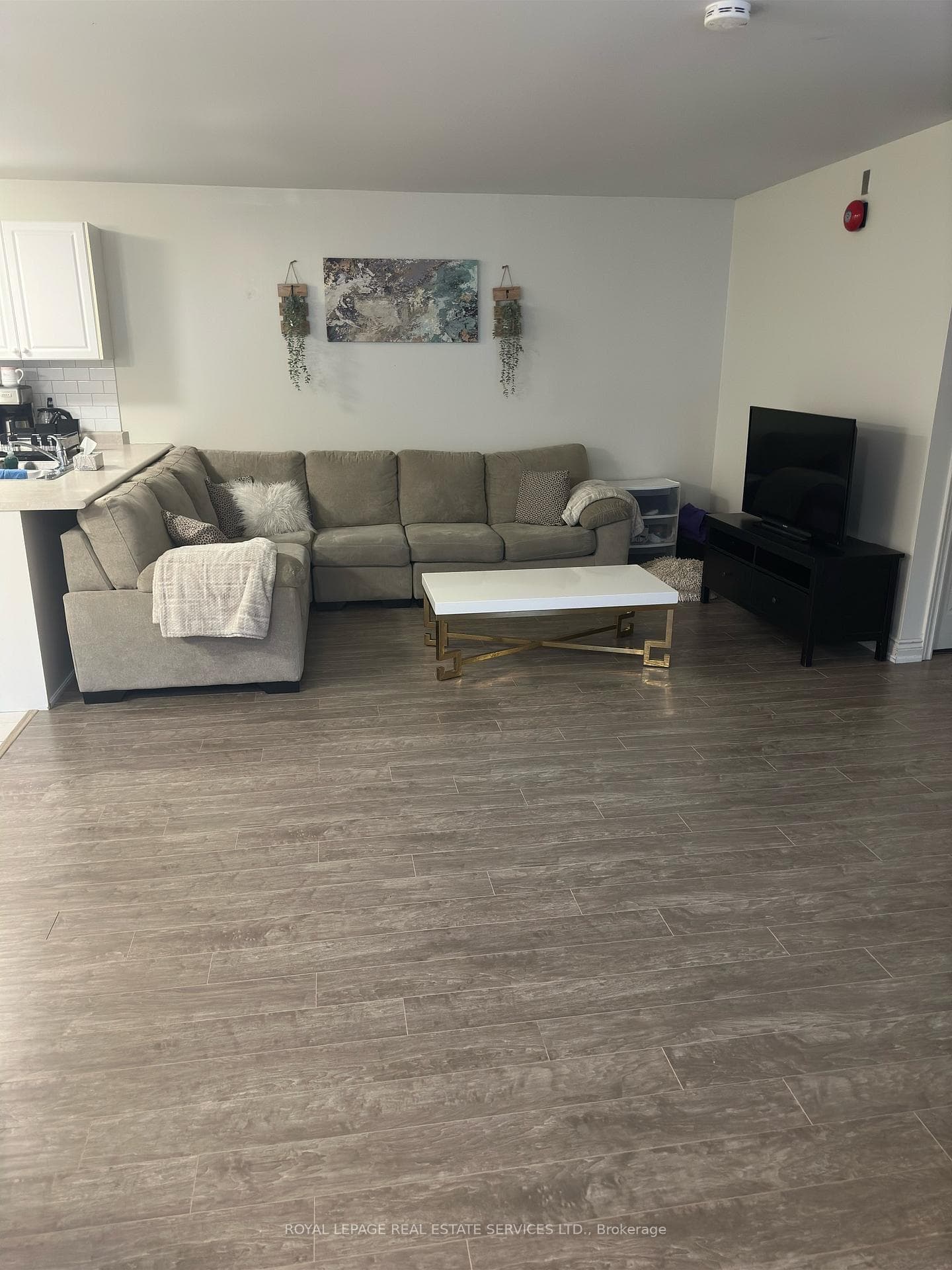 10055 Keele Street Unit 205 photo 8