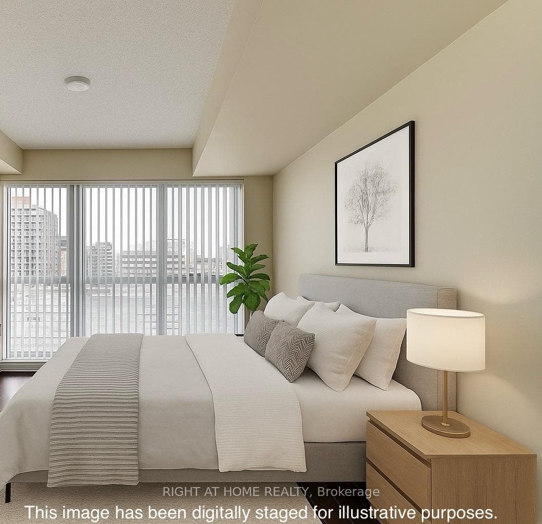 386 Yonge Street Unit 1912 photo 16