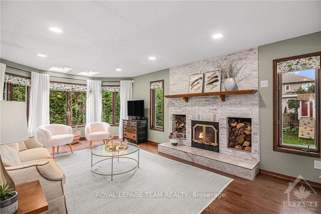 39 BELLEVIEW Drive photo 8