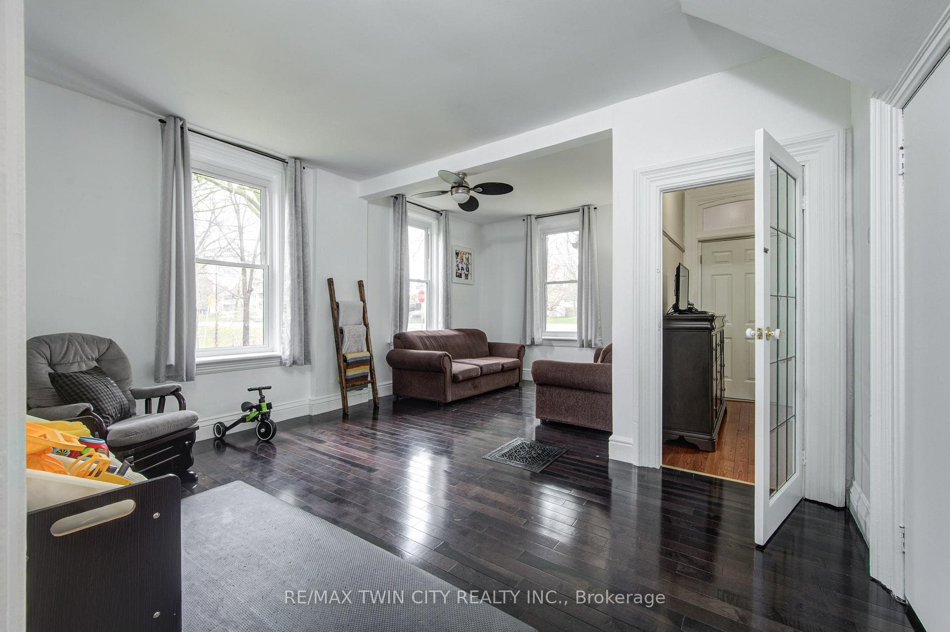226 ONTARIO Road photo 14