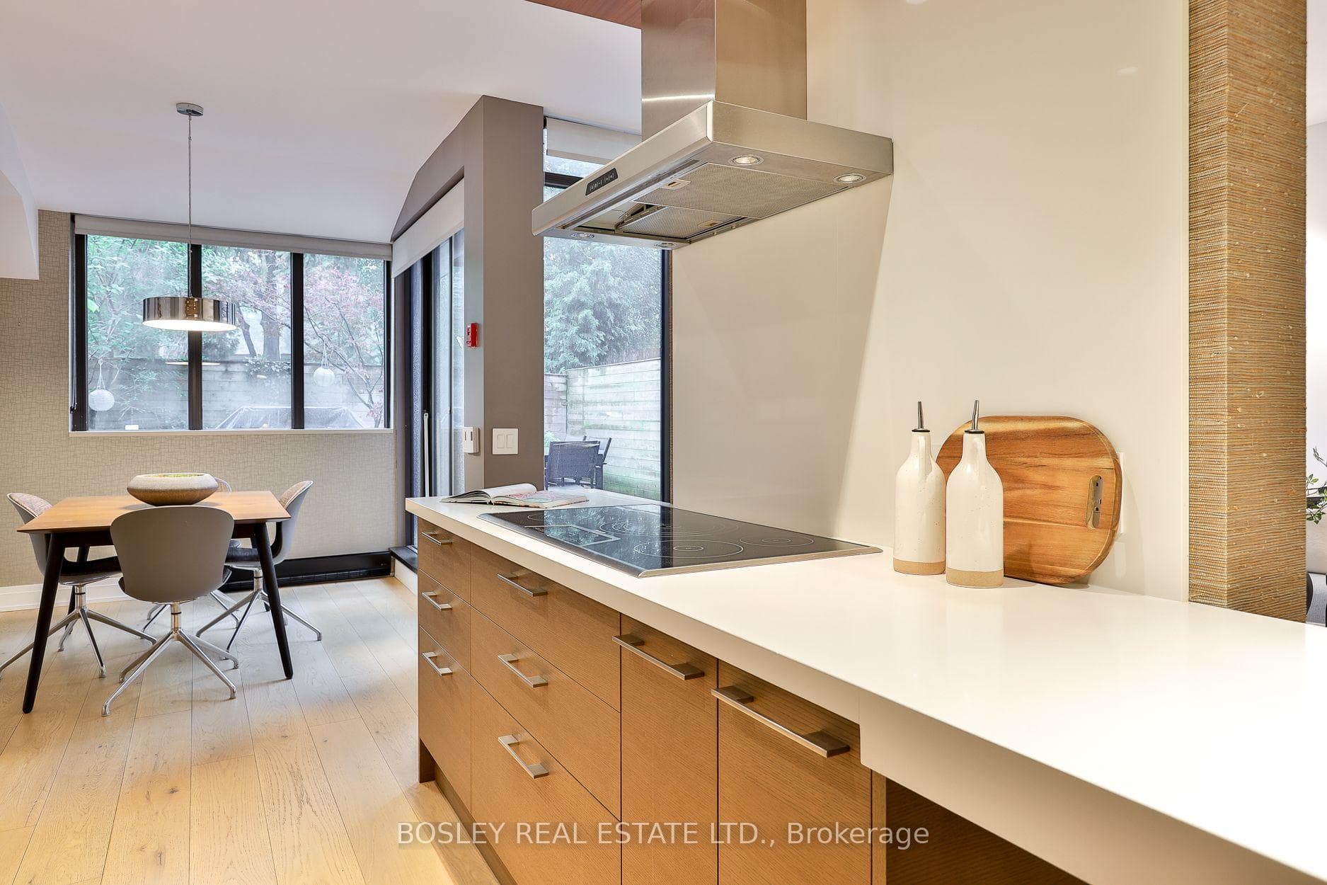 40 Oaklands Avenue Unit 107 photo 13