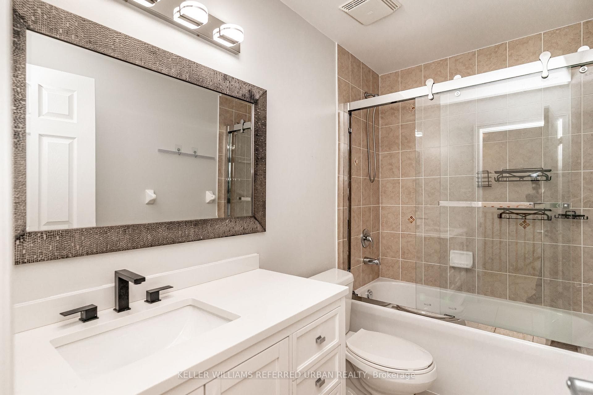 13313 Bathurst Street photo 15