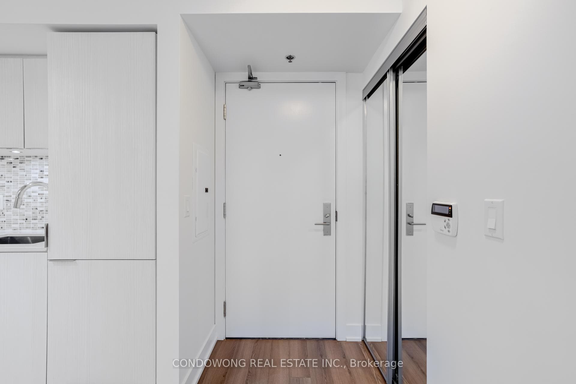 318 Richmond Street Unit 406 photo 6
