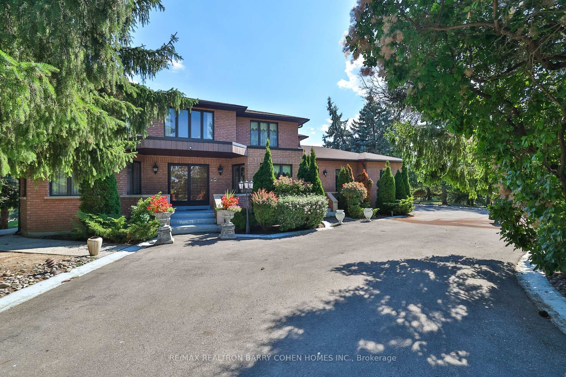 160 Millwood Parkway photo 3