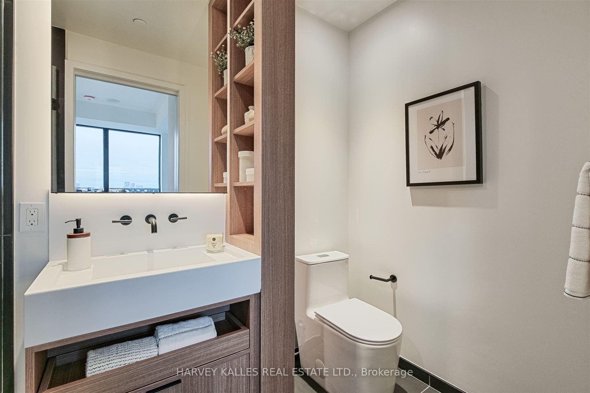 55 Charles Street Unit 4304 photo 23