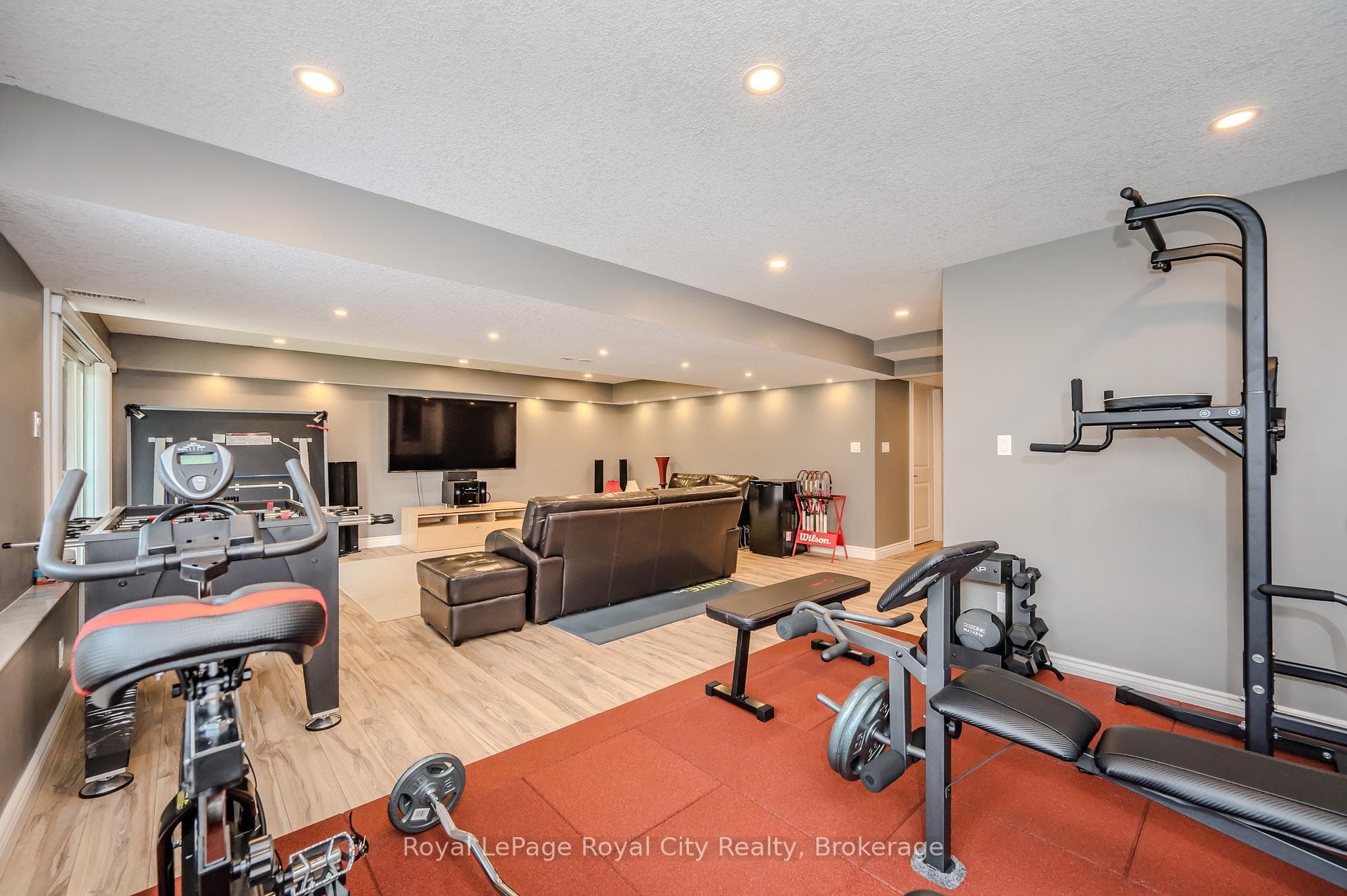 254 Gosling Gardens Unit 26 photo 29