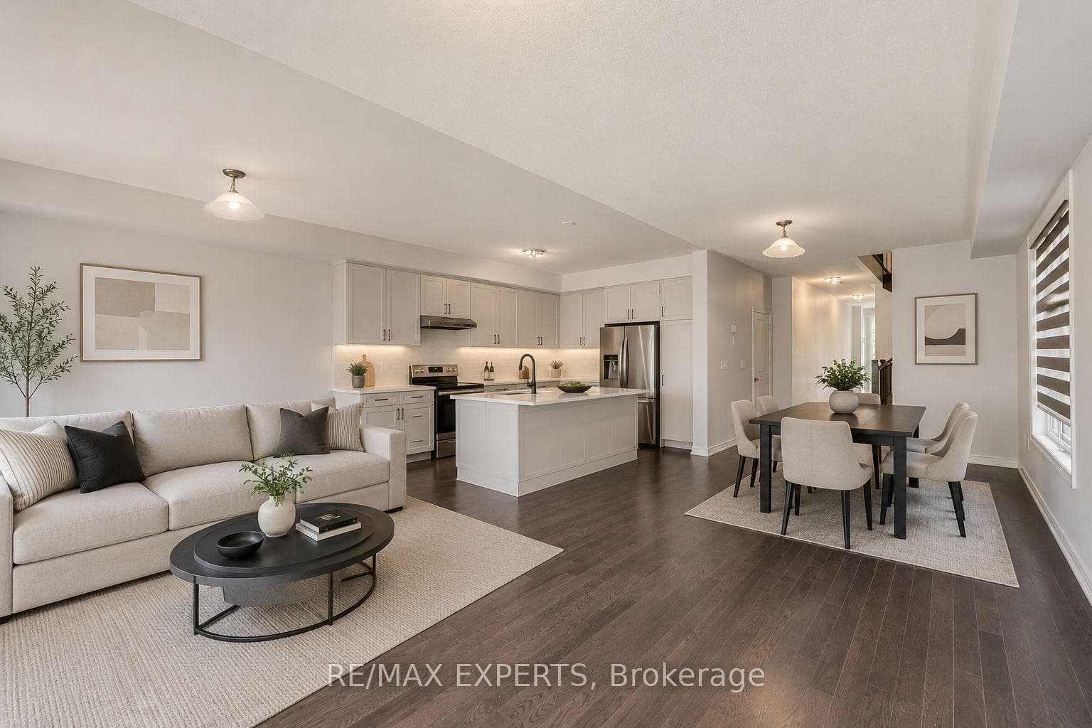 Living and kitchen area