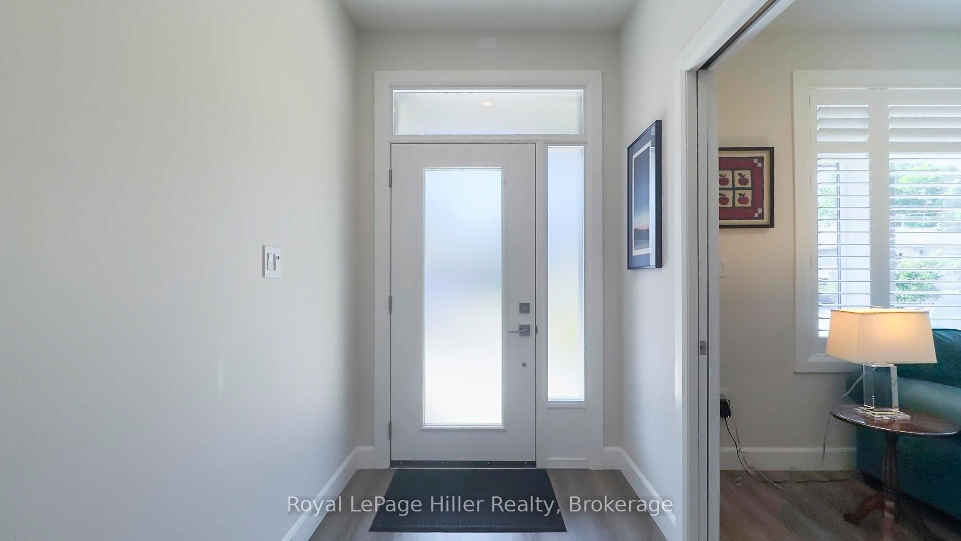 24 Upper Thames Lane Unit 3 photo 6