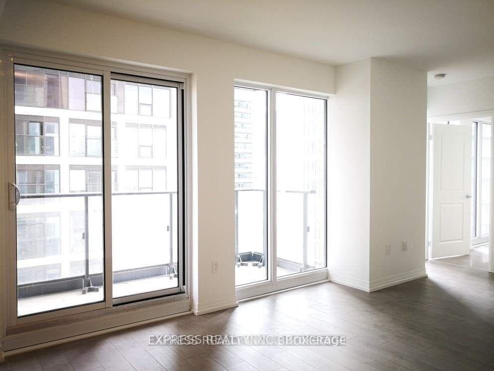 251 Jarvis Street Unit 2405 photo 4