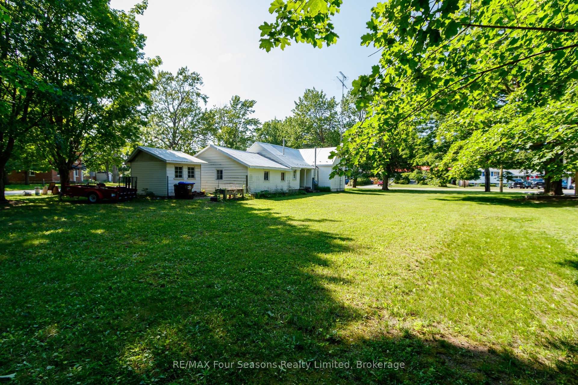 201 Sunnidale Street photo 24