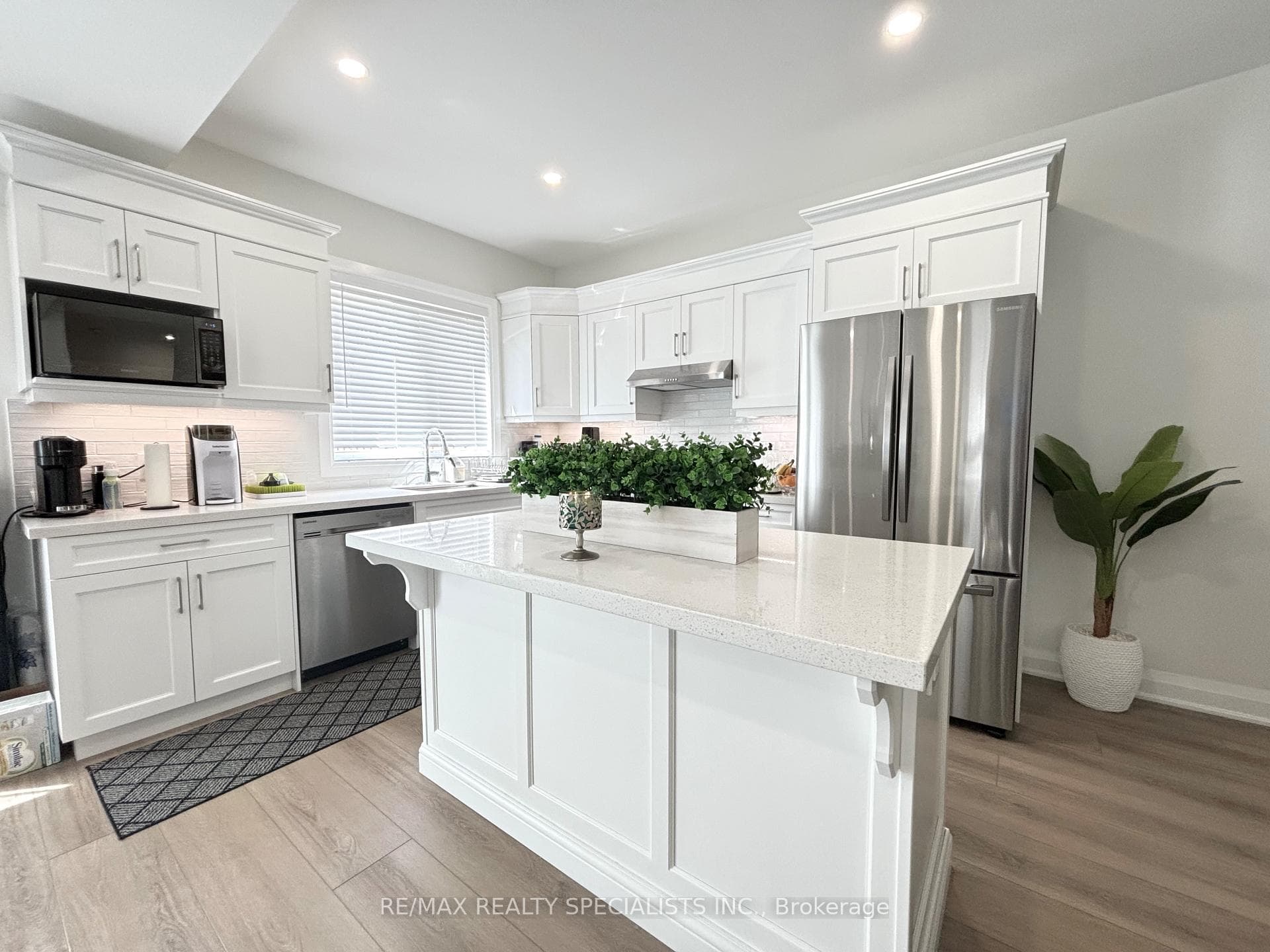 50 Peachleaf Lane photo 6