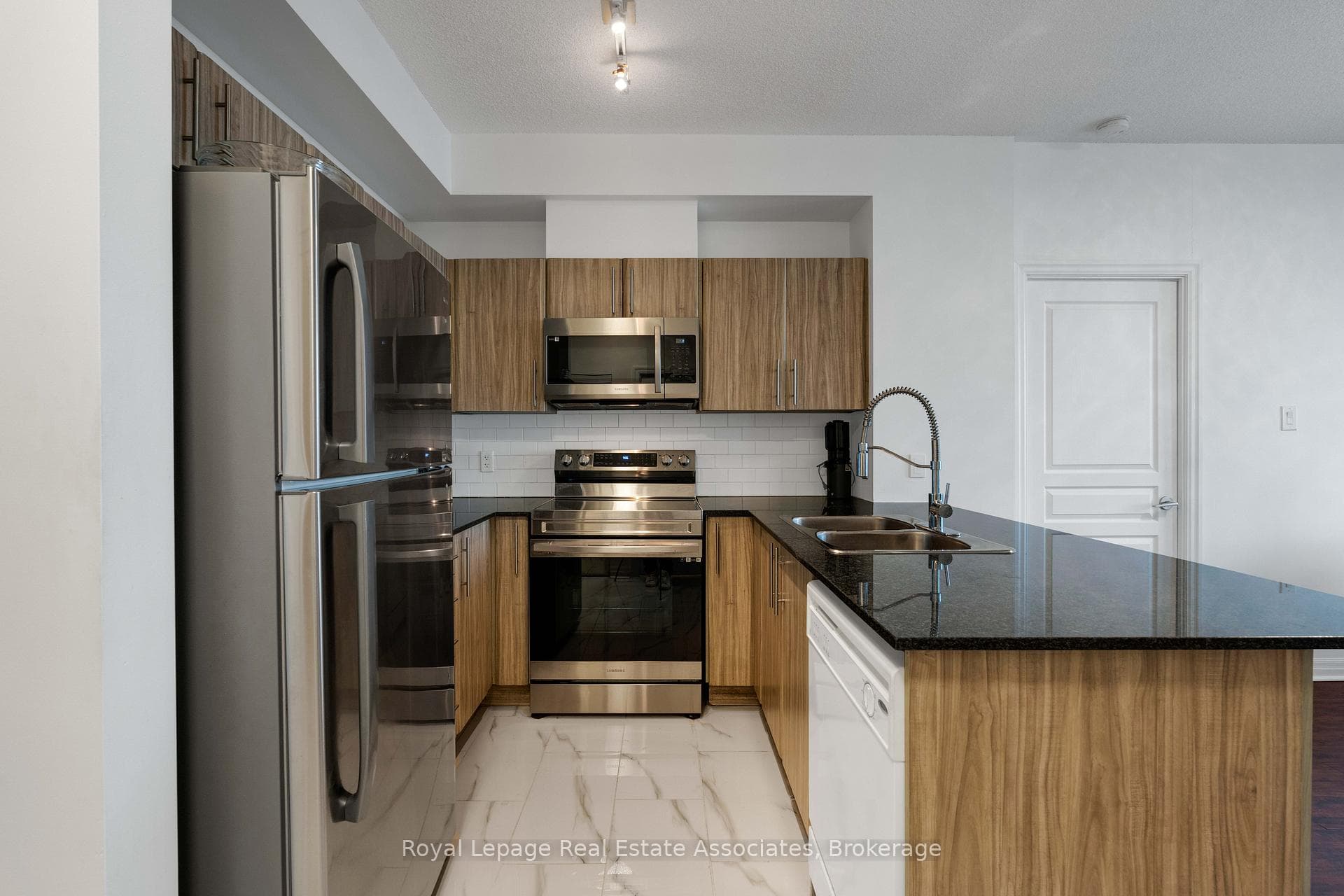 3515 Kariya Drive Unit 1106 photo 13