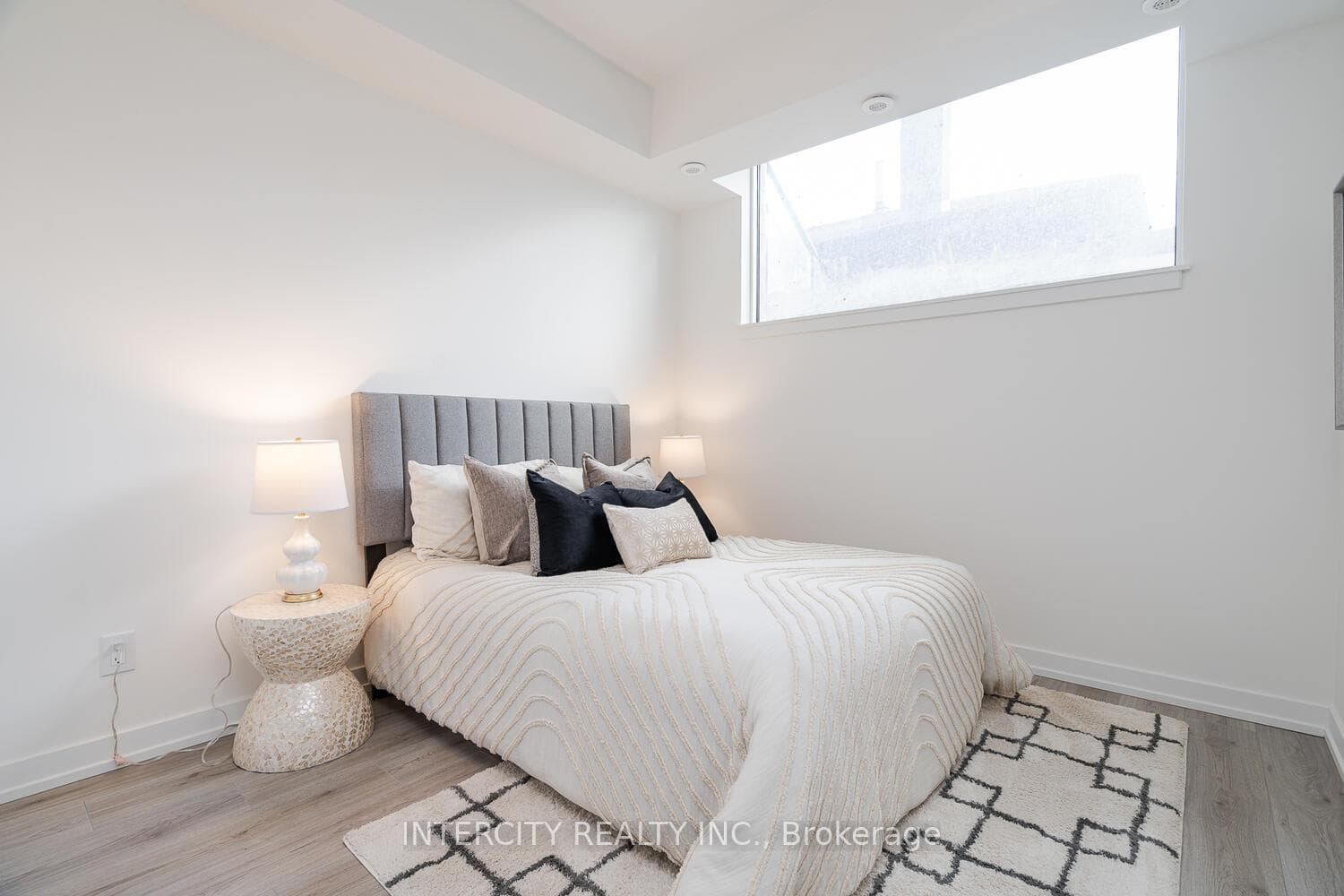851 Sheppard Avenue Unit 38 photo 23