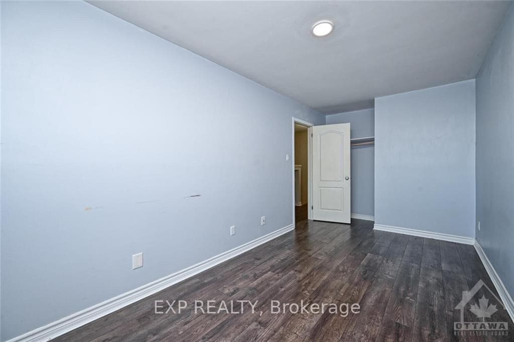 20 CHESTER Crescent photo 14