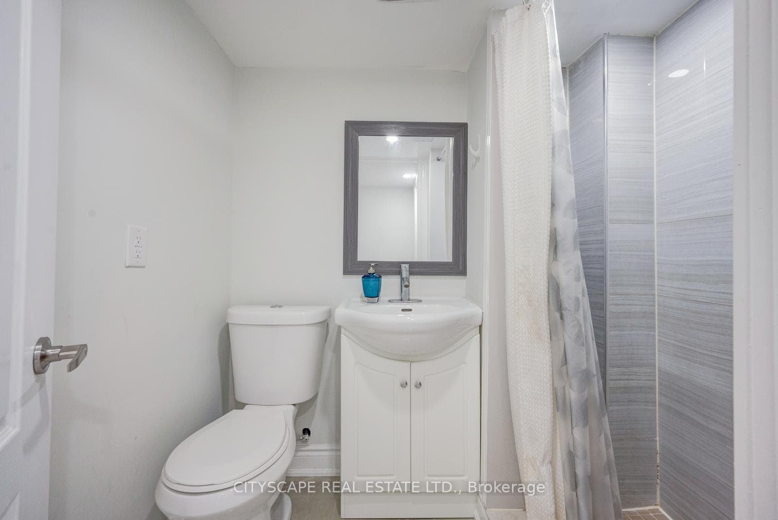 65 Mullis Crescent photo 41