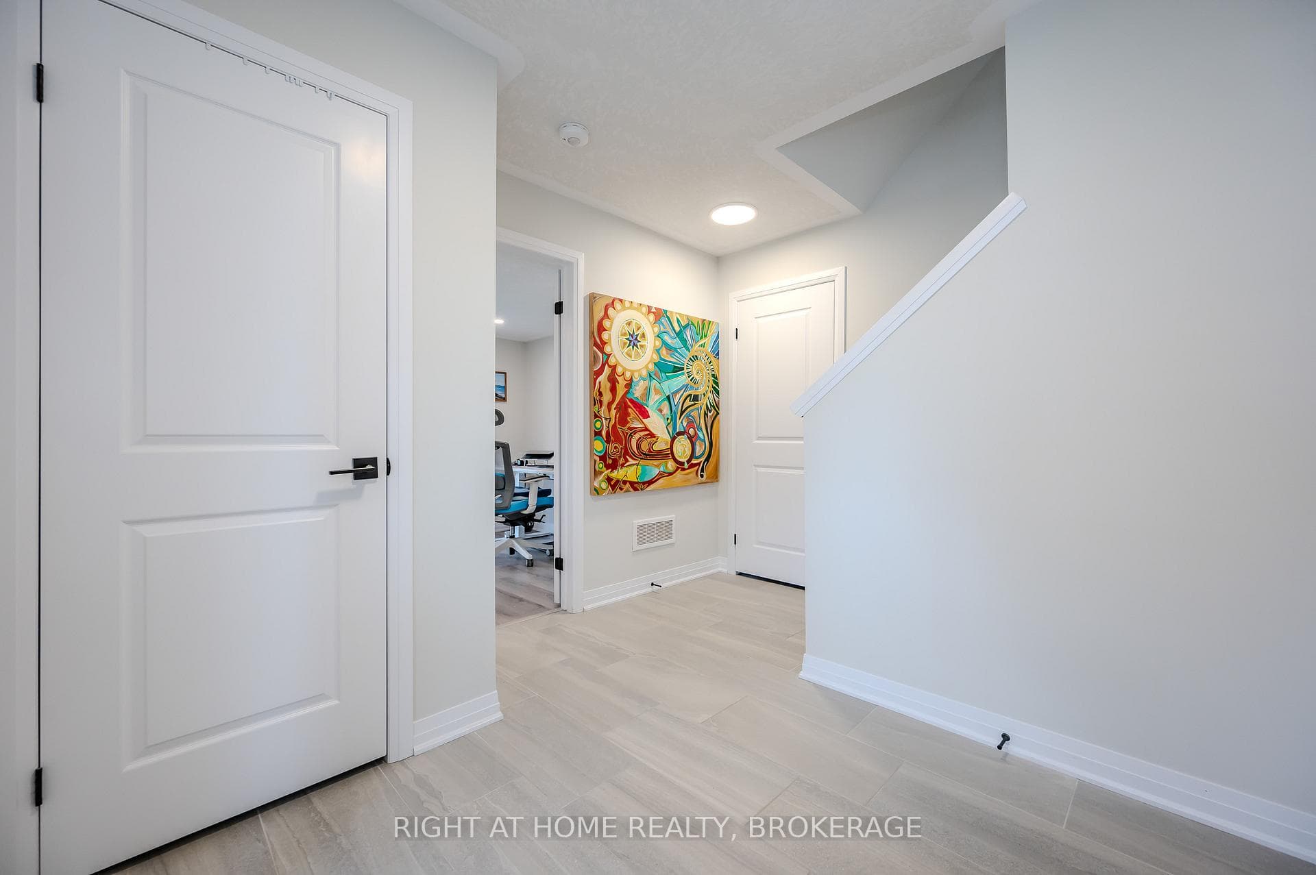 311 WOOLWICH Street Unit 11 photo 5