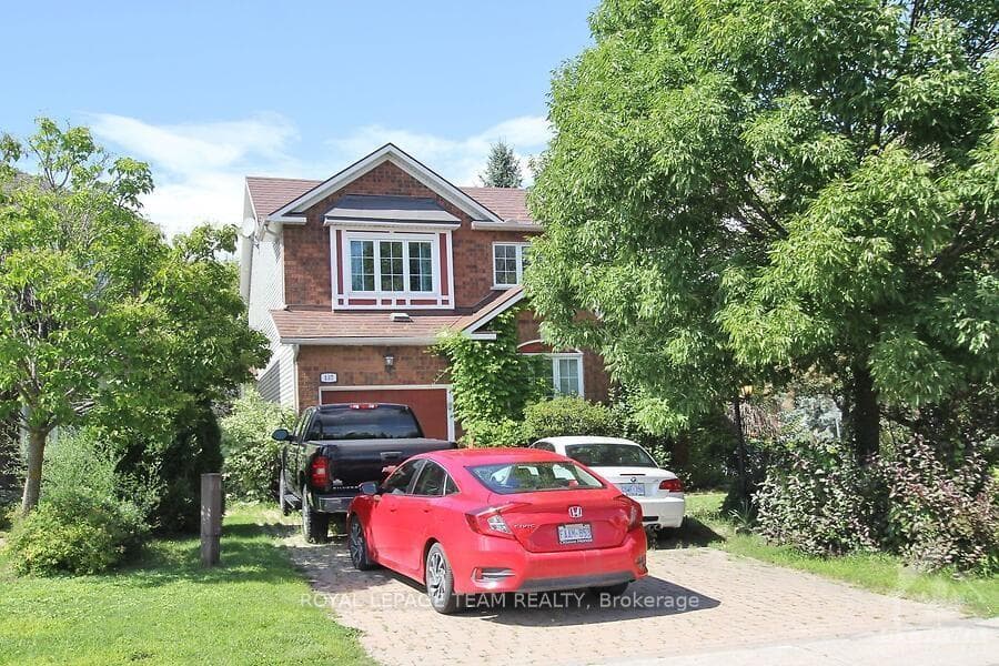137 STONEWAY Drive photo 2